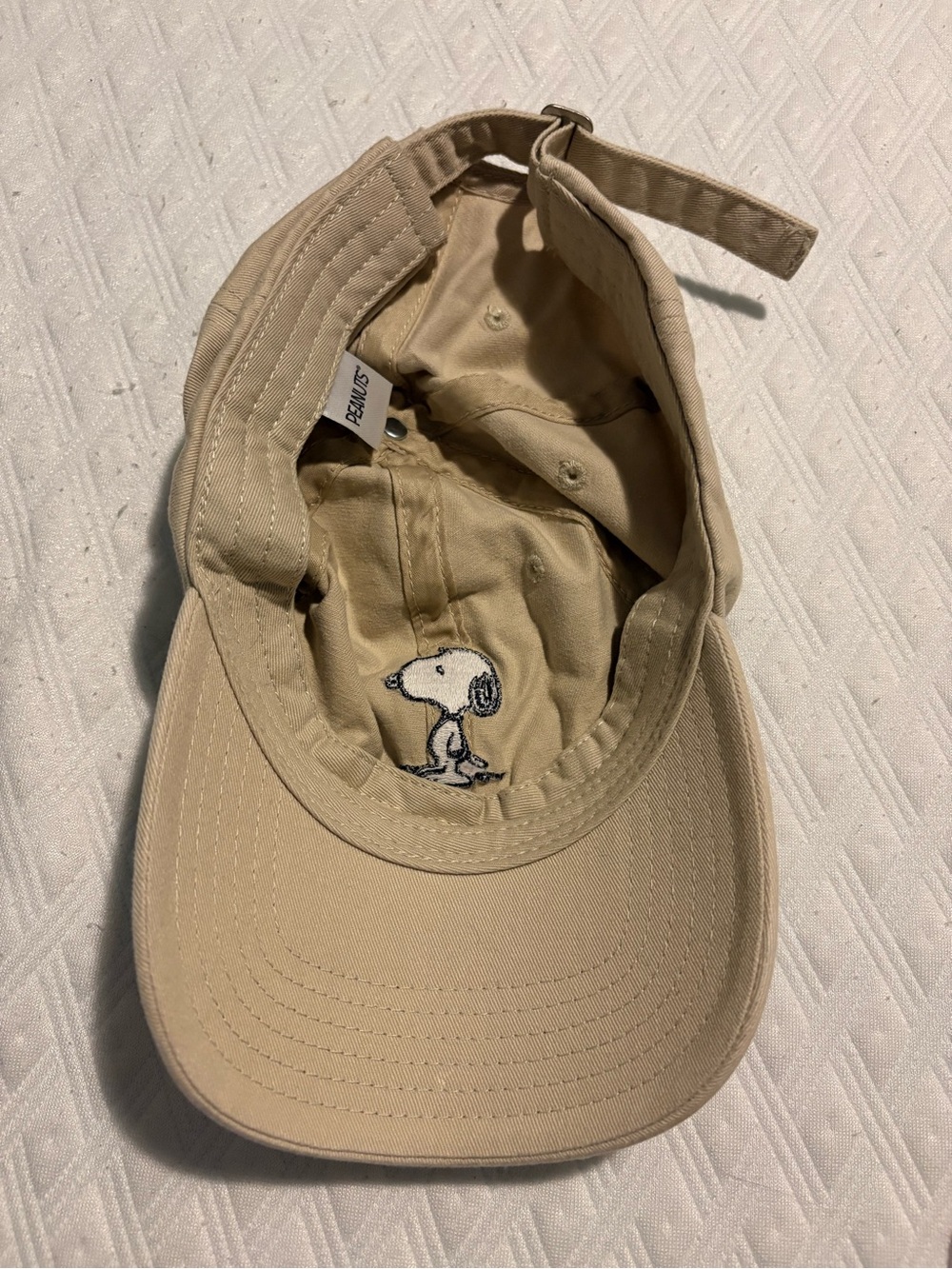 Peanuts hat - Picture 3 of 3